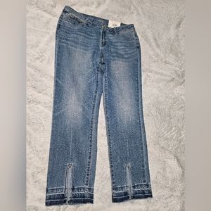 Ana Jeans